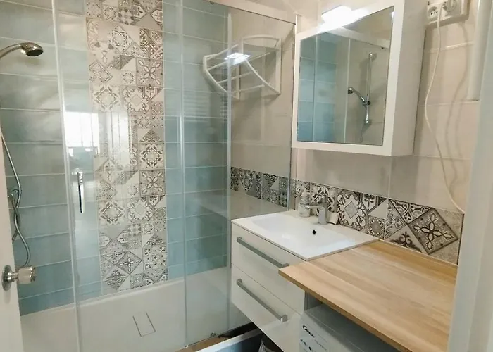 Le Panorama De La Corniche شقة سا يْليرْ دو ري